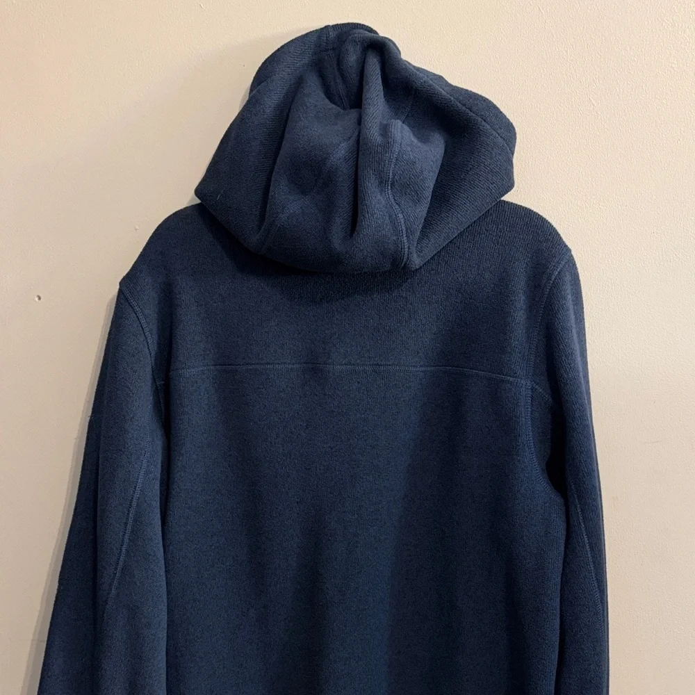 Men’s  mEDIUM The North Face Navy Fleece 1/2 zip Jacket with hood